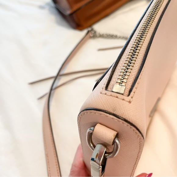 Rebecca Minkoff Avery Crossbody Bag - Picture 7 of 11